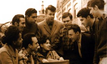 КПІ - 1963. Група студентів-киян з кубинськими студентами КПІ 