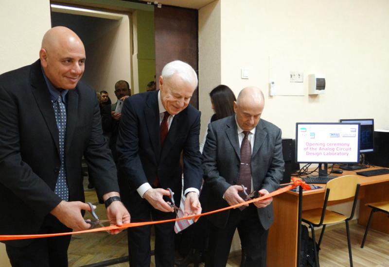 2020.01.30 On the faculty of electronics of designing of the first educational laboratory of designing of modern analog charts is opened in Ukraine