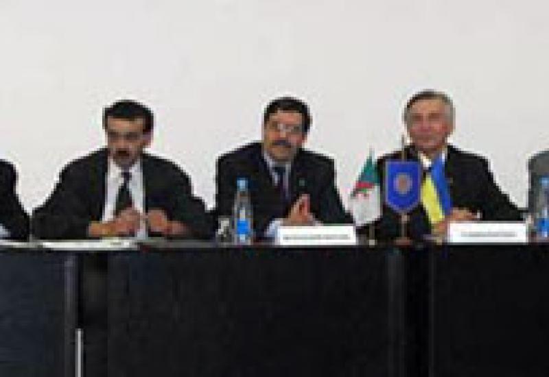 2006.05.31 зустріч з Надзвичайним і Повноважним Послом АНДР в Україні