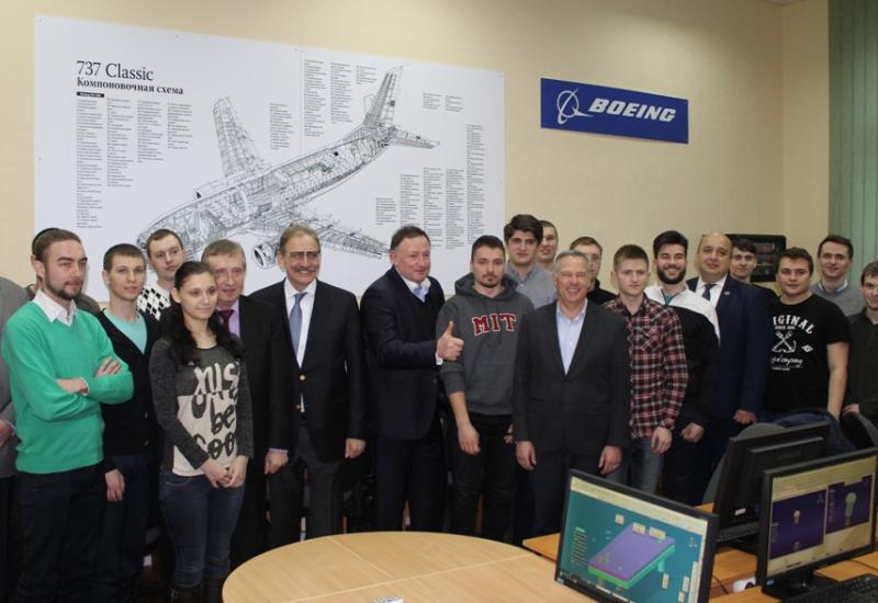 Візит топ-менеджерів корпорації «Boeing» та групи компаній «Прогресстех» Візит топ-менеджерів корпорації «Boeing» та групи компаній «Прогресстех»