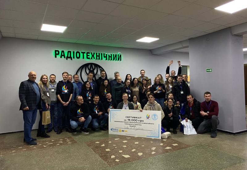 08.12.2021 Студенты строят умный город: в КПИ состоялся финал первого Всеукраинского инженерного хакатона