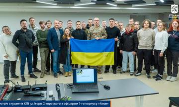 Відверта розмова КПІшників з офіцером «Азову» 