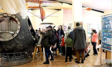 Під час екскурсії у ДПМ ім. Бориса Патона