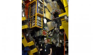 Випускник КПІ. Єгор Аушев під час проведення експериментів на колайдері Tevatron (Fermilab) в США