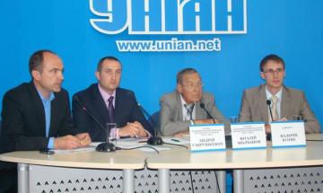2011.09.05 Прес-конференція в УНІАН на тему: «Хто забирає землю найбільшого в Україні ВНЗ?»