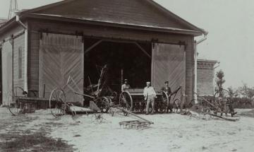 1902. Випробувальна станція (2) / Випробувальна станція сільськогосподарських машин і знарядь.
