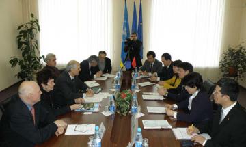 2009.04. Visit of Dalian University  Delegation