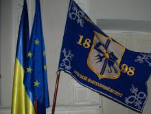 Кампус КПІ. Прапор КПІ у Вченій Раді першого корпусу Прапор КПІ
