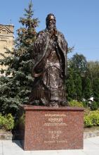 Кампус КПИ. Пам'ятник Конфуцію Кампус КПИ. Пам'ятник Конфуцію