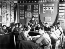 1950-ті. Підготовка офіцерів запасу на військовій кафедрі 1950-ті. Підготовка офіцерів запасу на військовій кафедрі