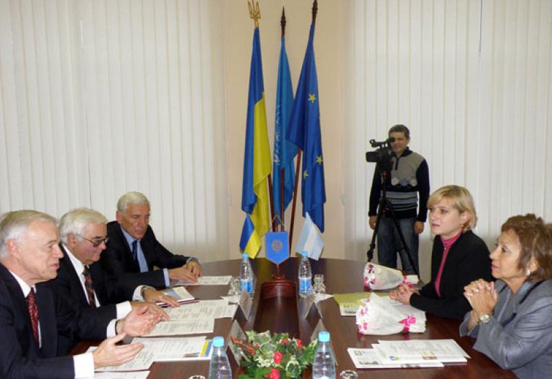 2009.11.12 Візит аргентинської делегації 2009.11.12 Візит аргентинської делегації