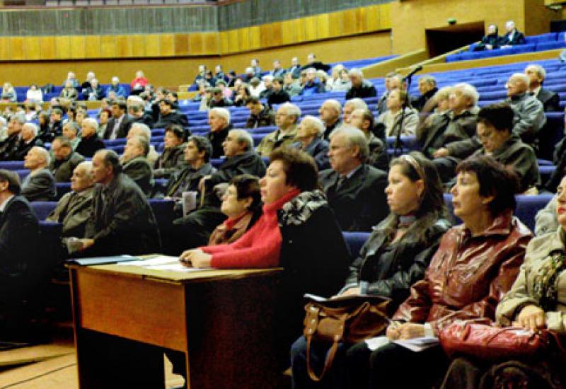 2011.04.11 Конференція трудового колективу
