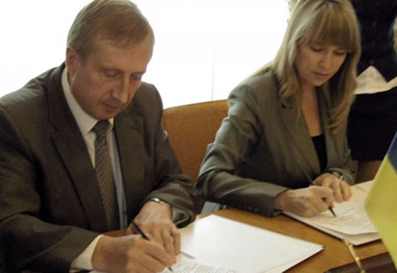 2012.09.07 Підписано угоду про співпрацю між НТУУ «КПІ» та НДТУ «МІСіС» 2012.09.07 Підписано угоду про співпрацю між НТУУ «КПІ» та НДТУ «МІСіС»