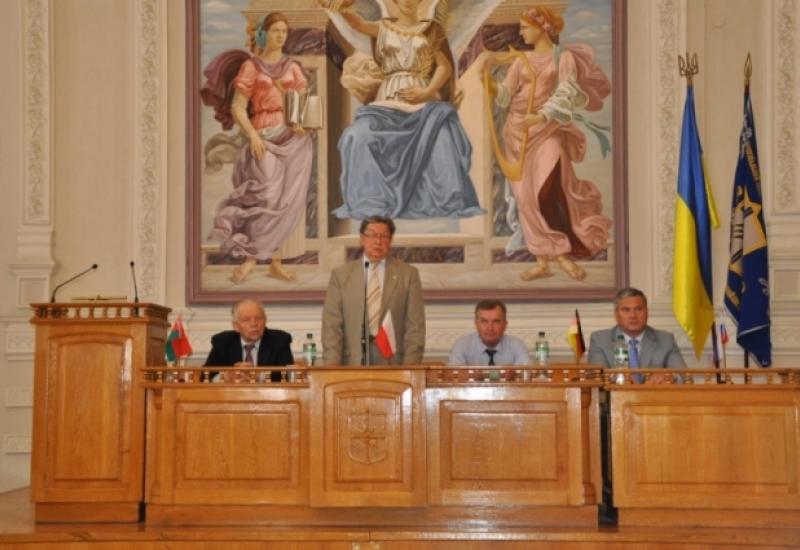 2013.05.22 ХVIІІ Міжнародна Науково-Технічна Конференція «Гідроаеромеханіка В Інженерній Практиці» 2013.05.22 ХVIІІ Міжнародна Науково-Технічна Конференція «Гідроаеромеханіка В Інженерній Практиці»