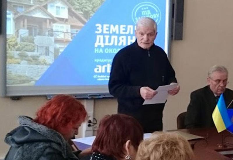 2015.02.09 Виступає В.О. Корсаков 2015.02.09 Виступає В.О. Корсаков