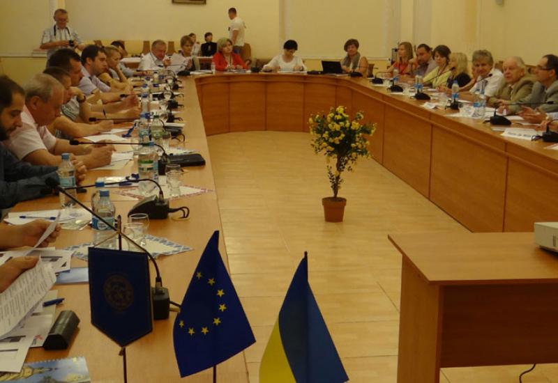 2015.06.12 семінар "Інноваційні рішення компанії "OVINTO" для моніторингу транспортування вантажів" 2015.06.12 семінар "Інноваційні рішення компанії "OVINTO" для моніторингу транспортування вантажів"