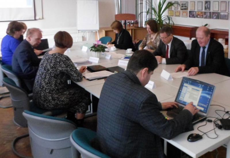 2015.03.19 моніторинг проекту CENEAST 2015.03.19 моніторинг проекту CENEAST