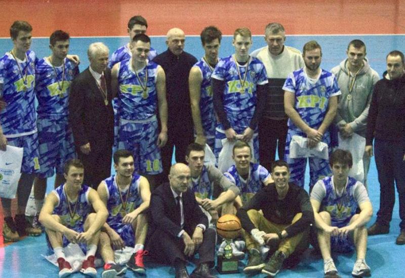 2017.12.14 змагання з баскетболу серед чоловічих студентських команд вищих навчальних закладів 2017.12.14 змагання з баскетболу серед чоловічих студентських команд вищих навчальних закладів