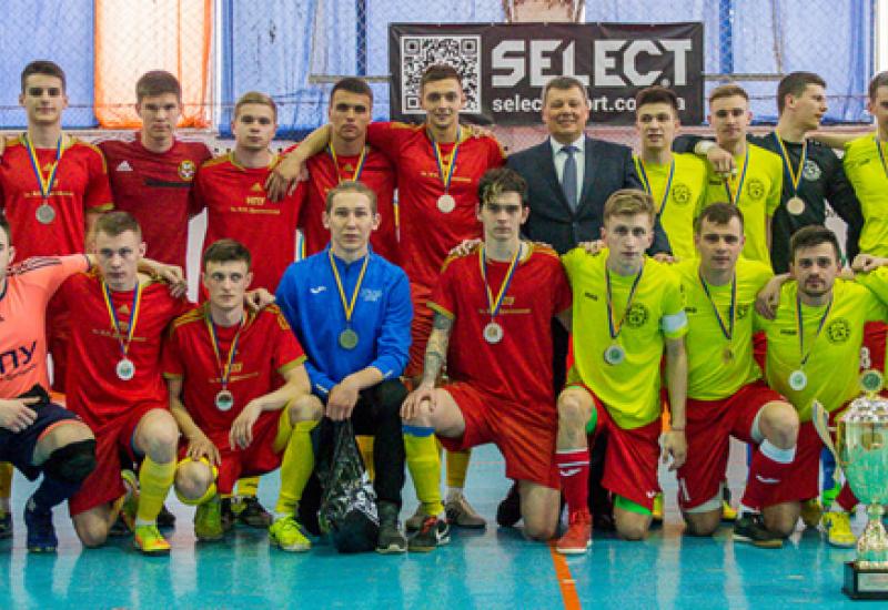 2018.04.19 Команда "Політехнік" – володар Кубка Києва з футзалу 2018.04.19 Команда "Політехнік" – володар Кубка Києва з футзалу