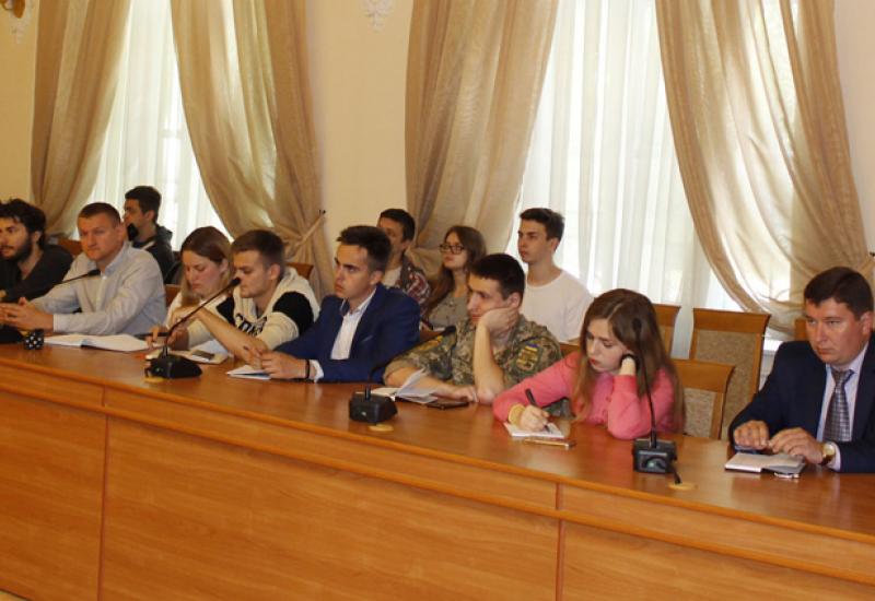2018.05.21 перше засідання новообраної Координаційної ради студентських організацій 2018.05.21 перше засідання новообраної Координаційної ради студентських організацій