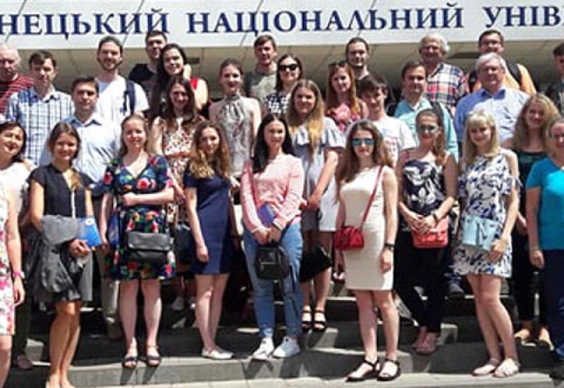 2018.05.28-30 Summer School for Mathematicians 2018.05.28-30 Summer School for Mathematicians