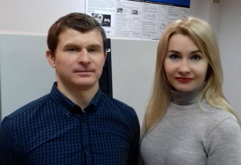 Є.В.Солодкий та І.Ю.Троснікова Є.В.Солодкий та І.Ю.Троснікова