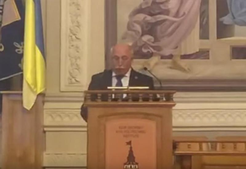 2019.03.11 Виступає О. Карабанов 2019.03.11 Виступає О. Карабанов