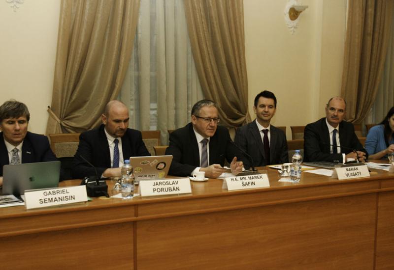 2019.11.27 Візит Надзвичайного і Повноважного Посла Словацької Республіки в Україні Марека Сафіна 2019.11.27 Візит Надзвичайного і Повноважного Посла Словацької Республіки в Україні Марека Сафіна