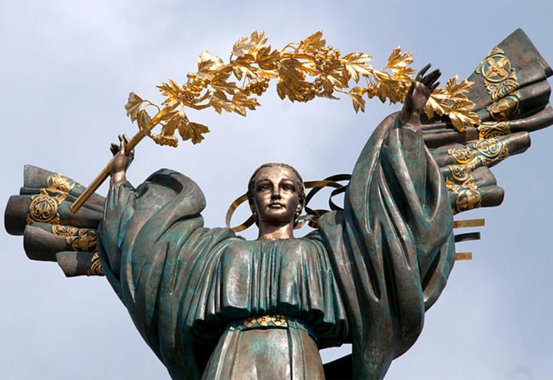 Київ, монумент Незалежності