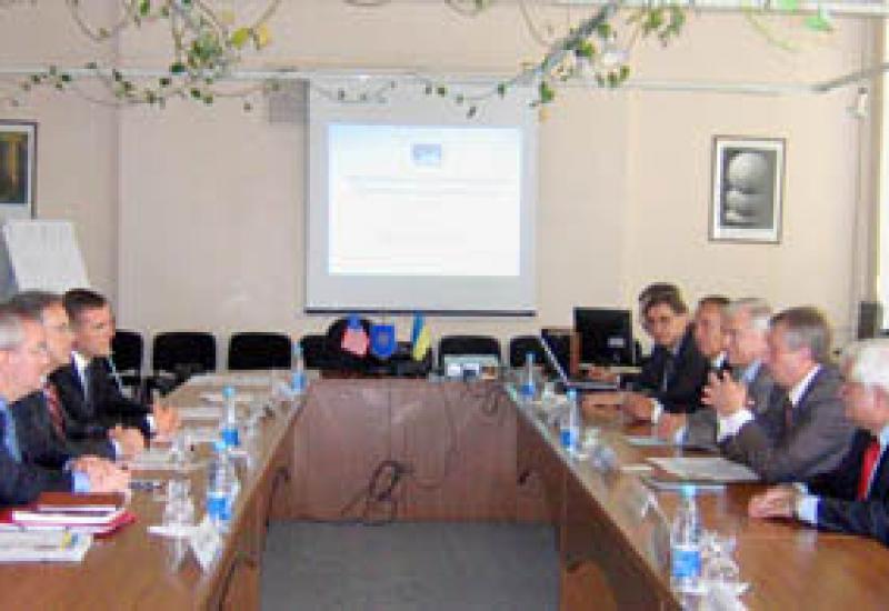 2007.10.02 Делегація компанії IВМ (США) відвідала НТУУ “КПІ” 2007.10.02 Делегація компанії IВМ (США) відвідала НТУУ “КПІ”