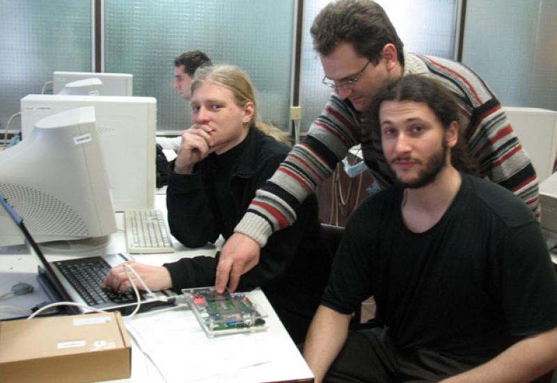 2008.04.11-13 олімпіада з навчальної дисципліни «Програмування мікропрограмних автоматів та мікроконтролерних систем»