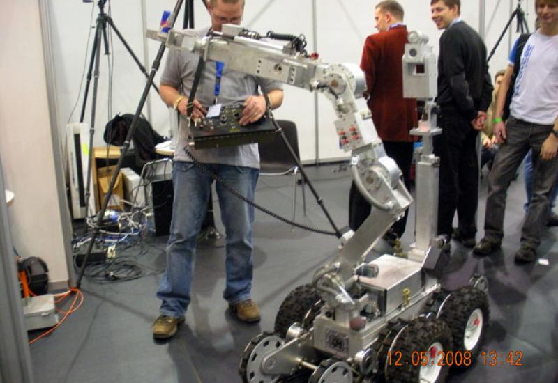 2008.12.5 Форум “Robotex 2008”