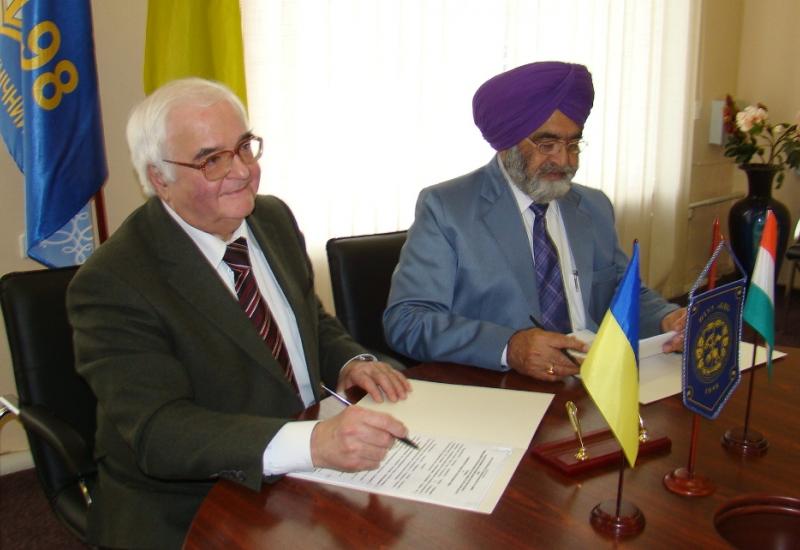2019.04.11 Igor Sikorsky Kyiv Polytechnic Institute have agreed on partnership and cooperation with Chandigarh University. 