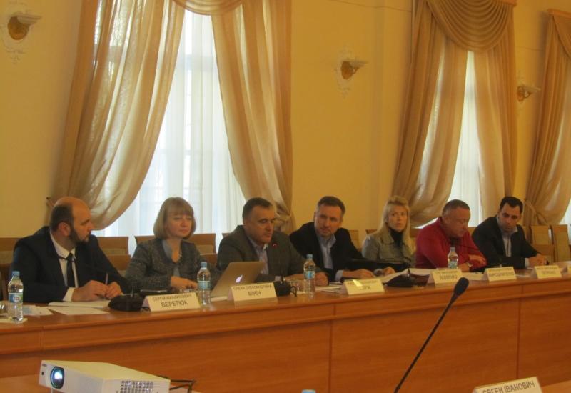 2015.10.31 науково-практичний семінар «Впровадження інноваційної моделі високотехнологічної економіки України» 2015.10.31 науково-практичний семінар «Впровадження інноваційної моделі високотехнологічної економіки України»