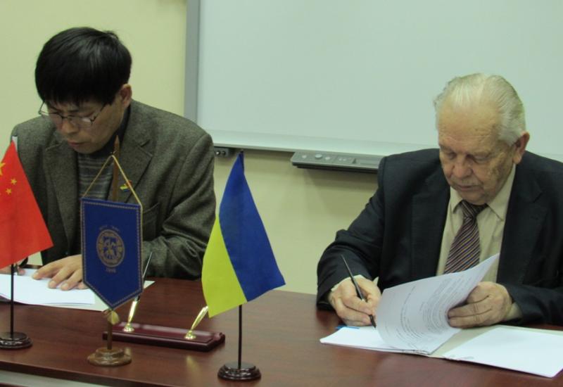 2017.11.23 Угода з Інститутом автоматики Академії наук провінції Шаньдун 2017.11.23 Угода з Інститутом автоматики Академії наук провінції Шаньдун