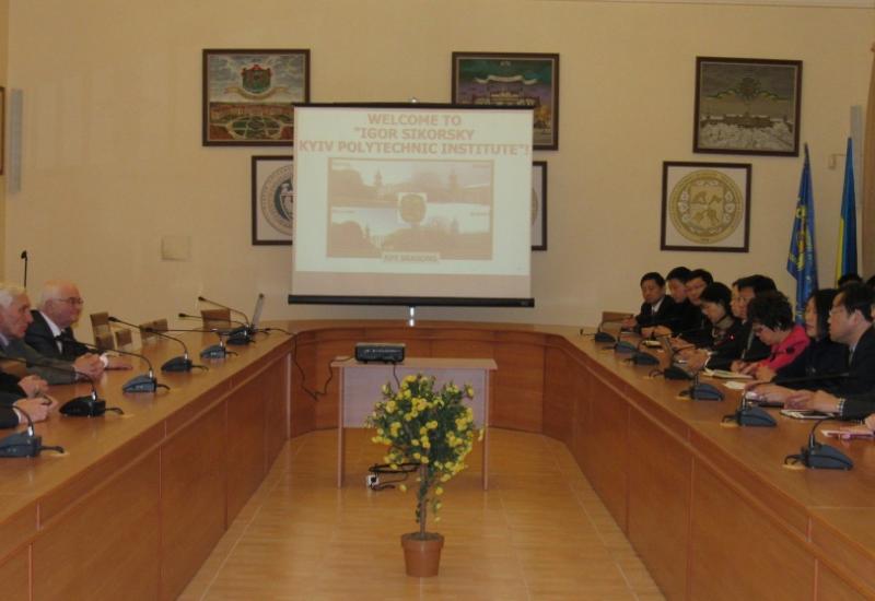 2017.11.27-28 Візити освітян із Китайської Народної Республіки 2017.11.27-28 Візити освітян із Китайської Народної Республіки