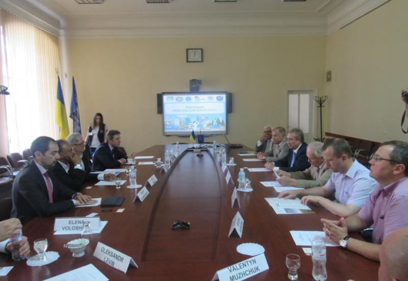 2016.06.30 Зустріч з представниками бізнес-структур 2016.06.30 Зустріч з представниками бізнес-структур