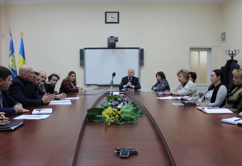 2018.11.01 спільне засідання Тендерного комітету і бюджетної та інвестиційної комісій університету 2018.11.01 спільне засідання Тендерного комітету і бюджетної та інвестиційної комісій університету