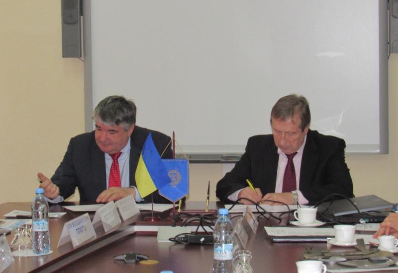 2017.02.27 КПІ ім. Ігоря Сікорського розпочинає співпрацю з Громадською спілкою «Ліга оборонних підприємств України» 2017.02.27 КПІ ім. Ігоря Сікорського розпочинає співпрацю з Громадською спілкою «Ліга оборонних підприємств України»