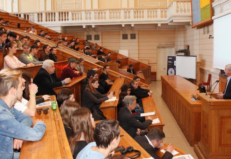 2018.04.27 XVI Всеукраїнська науково-практична конференція «Теоретичні і прикладні проблеми фізики, математики та інформатики» 2018.04.27 XVI Всеукраїнська науково-практична конференція «Теоретичні і прикладні проблеми фізики, математики та інформатики»