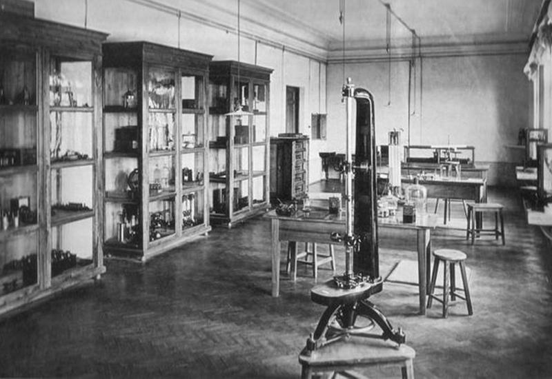 Лабораторія точних вимірювань. 1902 р. Лабораторія точних вимірювань. 1902 р.