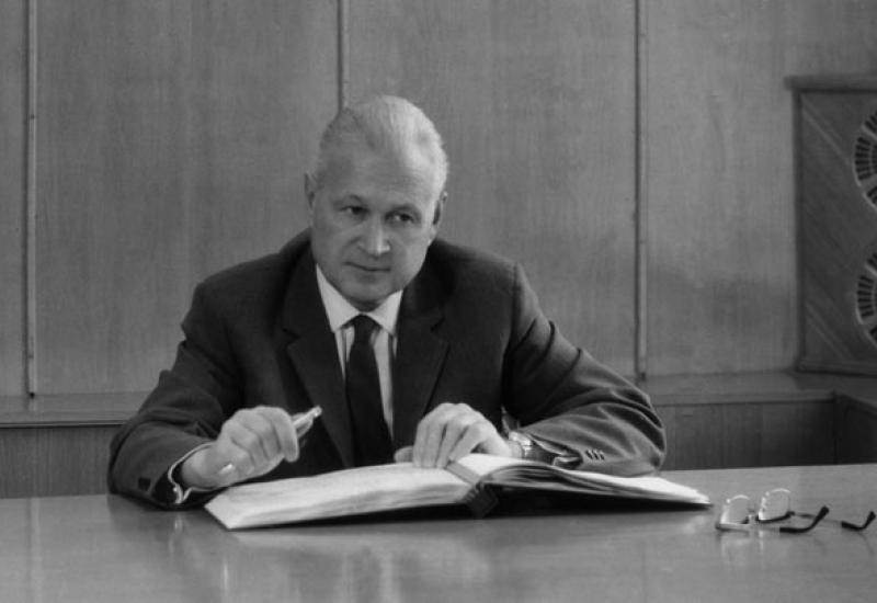 Академік АН СРСР Володимир Челомей Академік АН СРСР Володимир Челомей