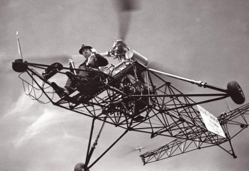 Сікорський І.І. на гелікоптері VS-300, 1941 рік Сікорський І.І. на гелікоптері VS-300, 1941 рік