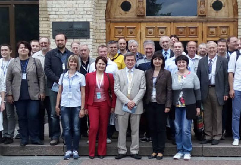 2017.05.24-27 ХІ Міжнародна конференція з теорії та техніки антен 2017.05.24-27 ХІ Міжнародна конференція з теорії та техніки антен
