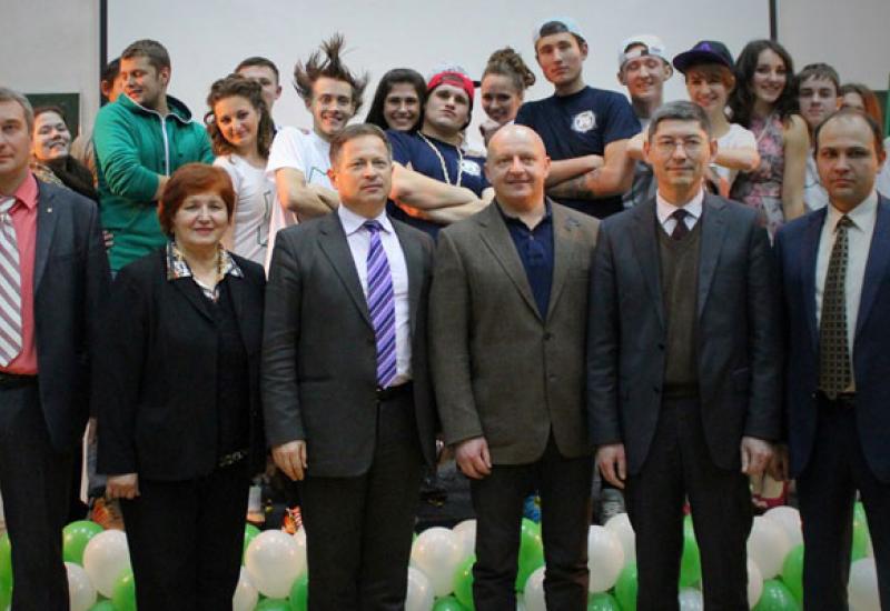 Колектив КПІ. ІЕЕ, 2014 Колектив КПІ. ІЕЕ, 2014