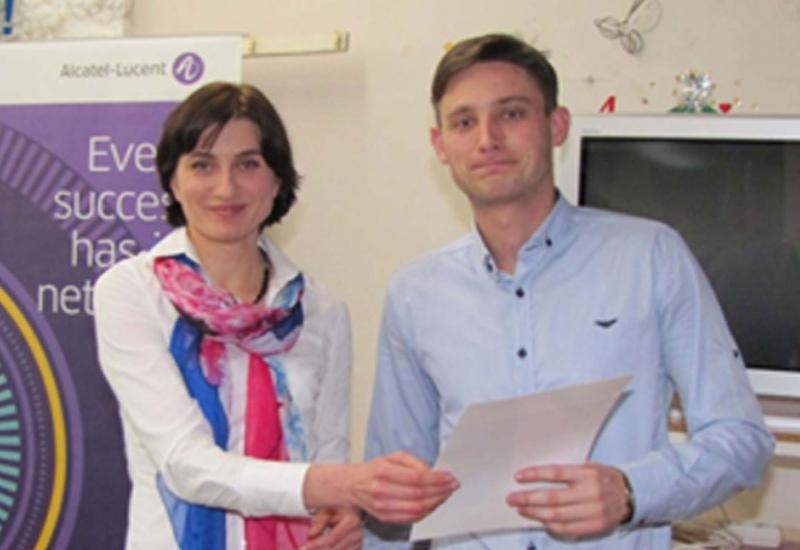 2015.11.18 Компанія "Alcatel-Lucent" нагородила іменними стипендіями студентів за відмінне навчання й перемоги на конкурсах та олімпіадах 2015.11.18 Компанія "Alcatel-Lucent" нагородила іменними стипендіями студентів за відмінне навчання й перемоги на конкурсах та олімпіадах