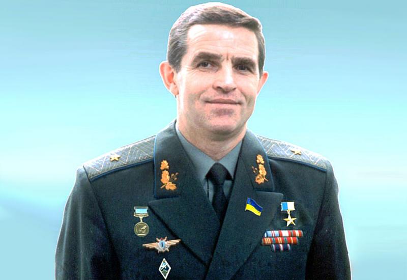 Леонид Каденюк, генерал-майор, Герой Украины