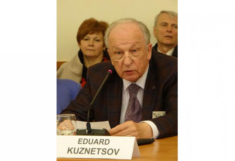 Едуард Кузнецов, радник генерального директора Державного космічного агенства України Едуард Кузнецов, радник генерального директора Державного космічного агенства України
