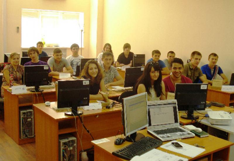 2013.06.30 Перша в Україні академія безпровідних технологій MikroTik з’явилась в КПІ 2013.06.30 Перша в Україні академія безпровідних технологій MikroTik з’явилась в КПІ