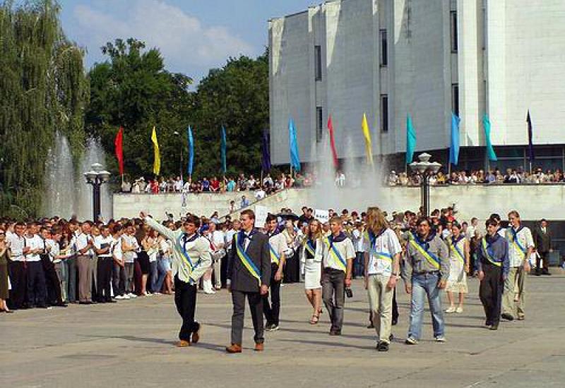 2005.08.29 На площі Знань – кращі спортсмени 2005.08.29 На площі Знань – кращі спортсмени